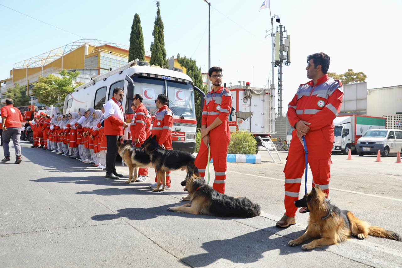 حضور تیم‌های واکنش سریع هلال‌احمر در دهمین نمایشگاه بین‌المللی ایمنی و آتش‌نشانی ۱۴۰۴