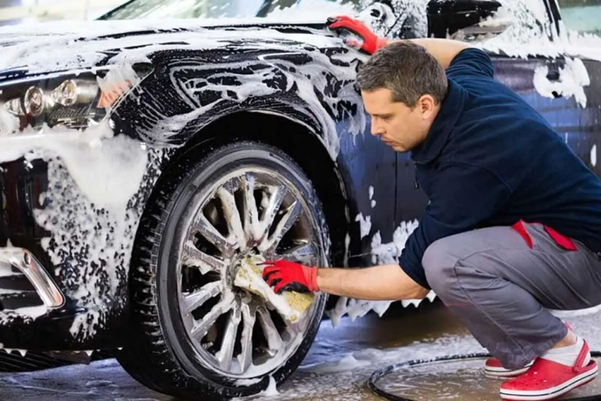 نرخ‌نامه جدید کارواش‌ها در سال ۱۴۰۴؛ هزینه روشویی از ۱۶۰ تا ۴۲۰ هزار تومان تعیین شد