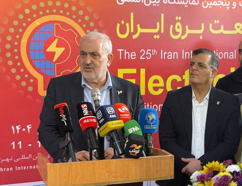 وزیر نیرو: نمایشگاه صنعت برق نماد همکاری داخلی و بین‌المللی و توسعه انرژی‌های پاک است