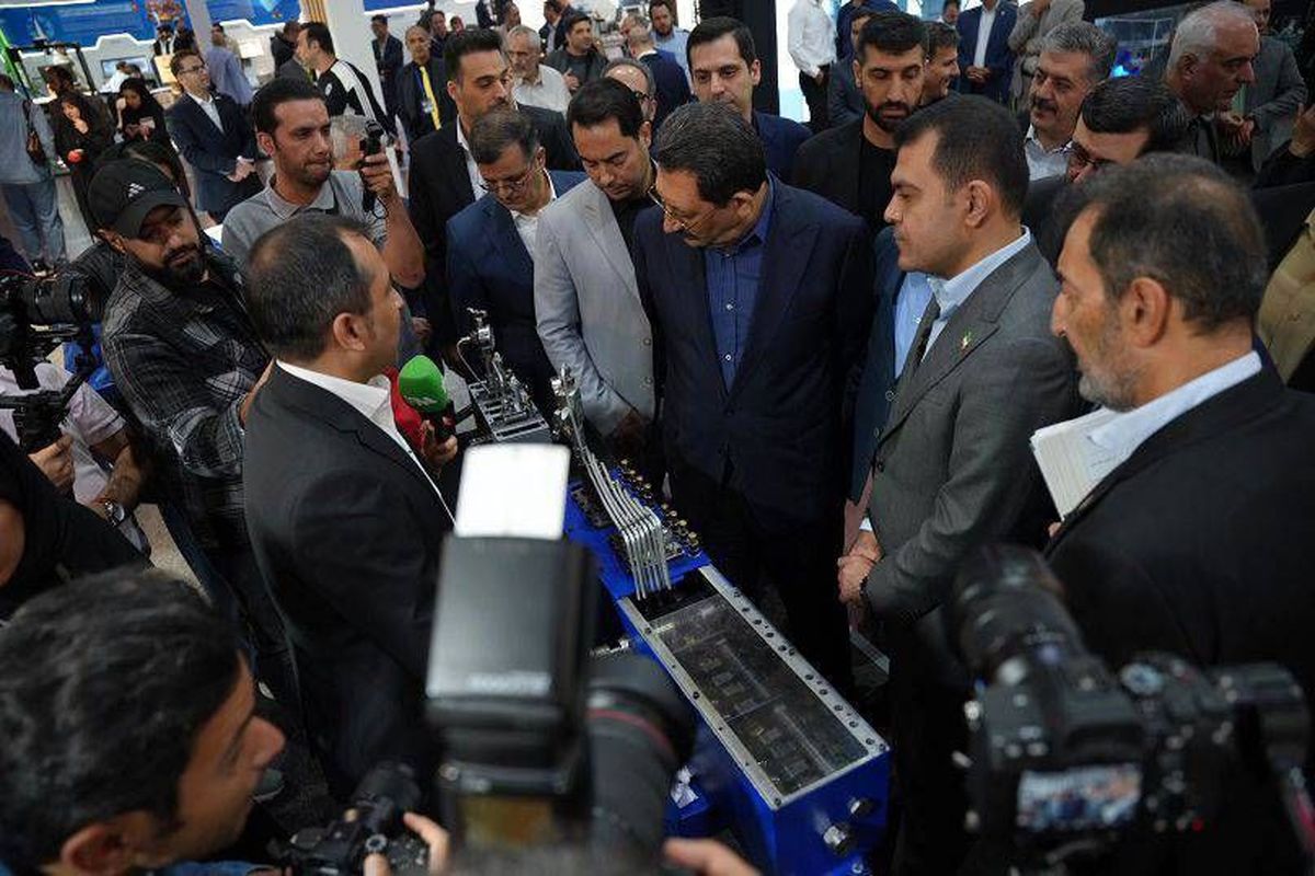 وزیر صمت: تولید داخلی در مسیر تقویت زنجیره تأمین صنعتی قرار دارد