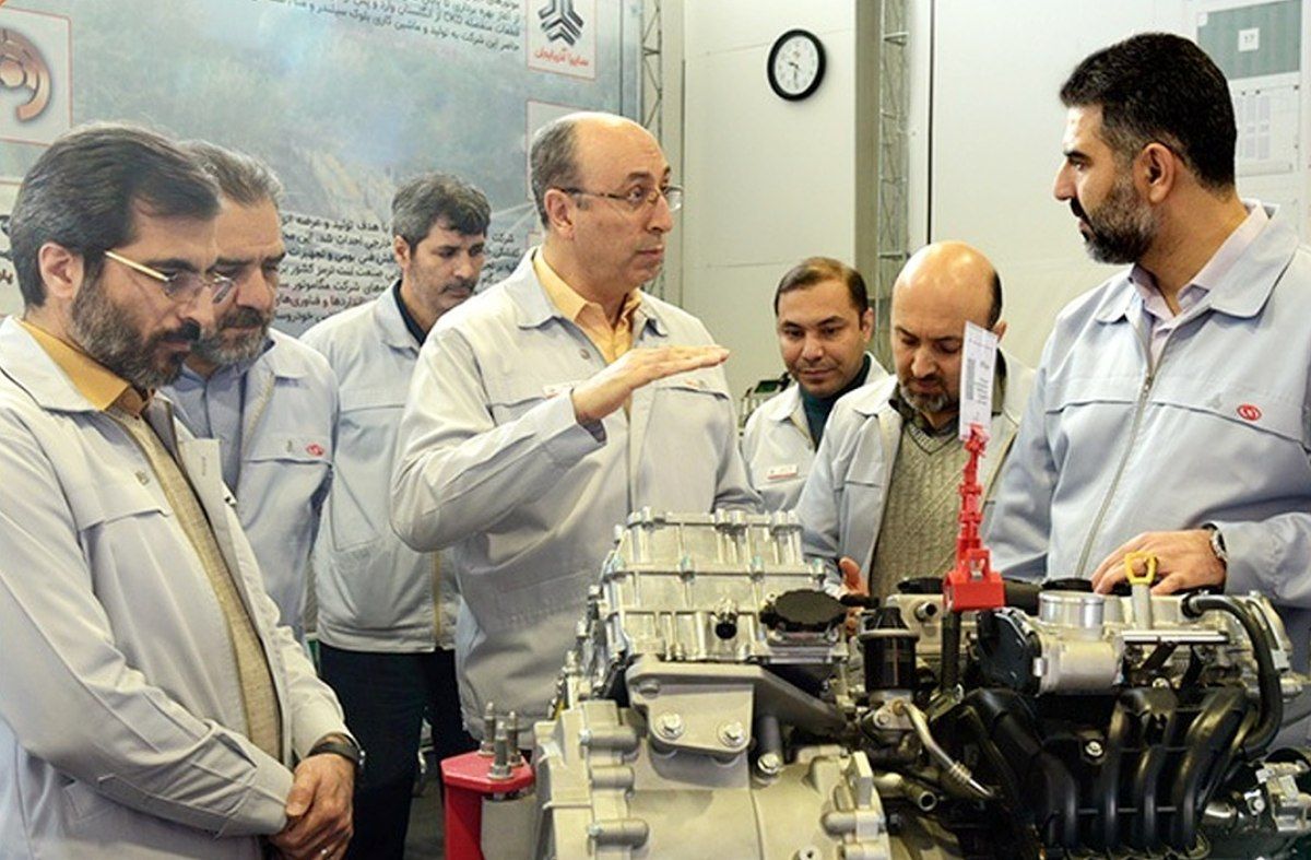 نمایشگاه دائمی توانمندی‌های ساخت داخل شرکت مگاموتور افتتاح شد