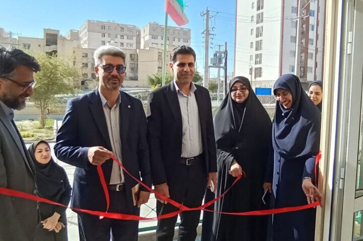 نمایشگاه کتاب‌های حسی و لمسی بندرعباس افتتاح شد