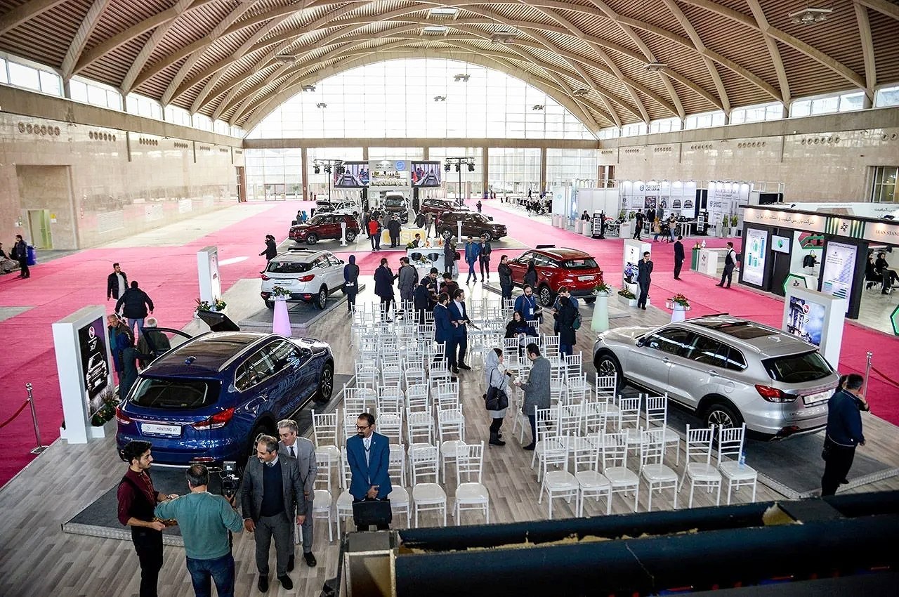 برگزاری هفتمین نمایشگاه خودرو تهران به زمان مناسب‌تری موکول شد