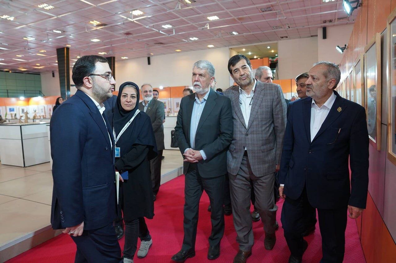 حضور چهار عضو کابینه دولت در نمایشگاه «ایران من» کانون پرورش فکری